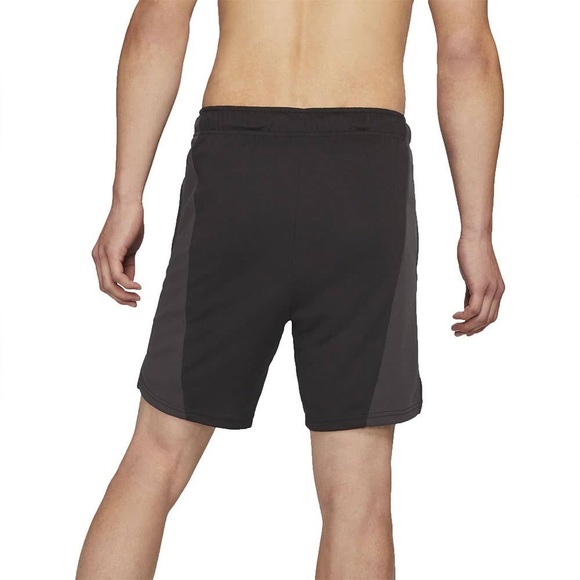 Men’s Nike Standard Dri-Fit Training Shorts - Picture 8 of 8